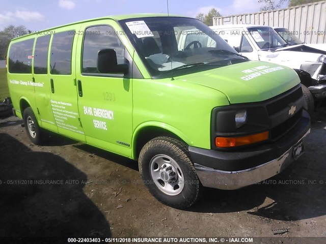 1GAHG35U351266375 - 2005 CHEVROLET EXPRESS G3500  GREEN photo 1