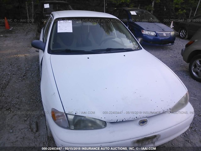 1Y1SK5283XZ431906 - 1999 CHEVROLET GEO PRIZM LSI WHITE photo 6