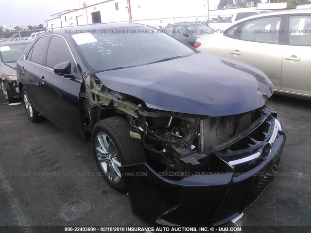 4T1BF1FK9FU092938 - 2015 TOYOTA CAMRY LE/XLE/SE/XSE Dark Blue photo 1