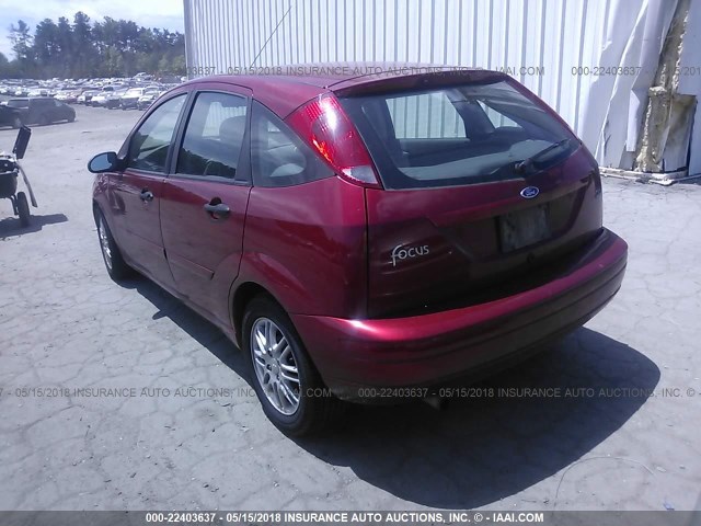 3FAFP37363R107426 - 2003 FORD FOCUS ZX5 RED photo 3