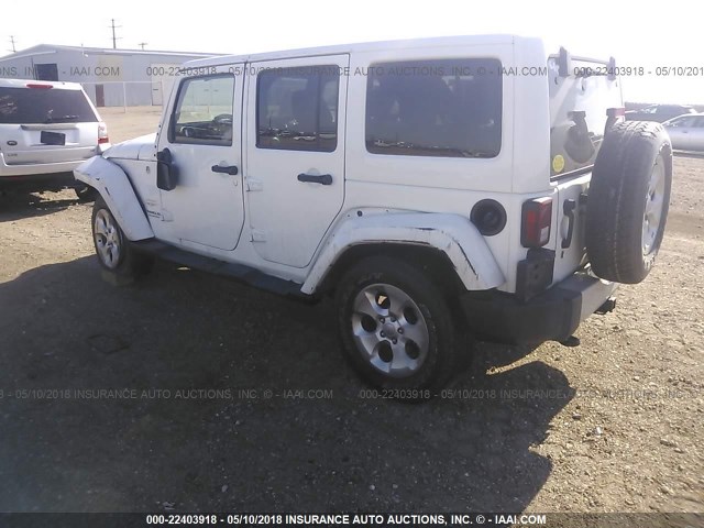 1C4BJWEG2FL751980 - 2015 JEEP WRANGLER UNLIMITE SAHARA WHITE photo 3