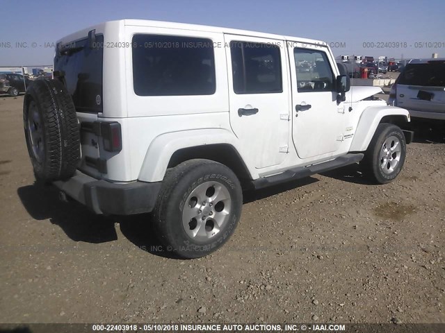 1C4BJWEG2FL751980 - 2015 JEEP WRANGLER UNLIMITE SAHARA WHITE photo 4