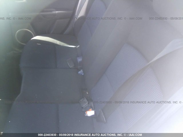 JM1BK143351251397 - 2005 MAZDA 3 HATCHBACK WHITE photo 8