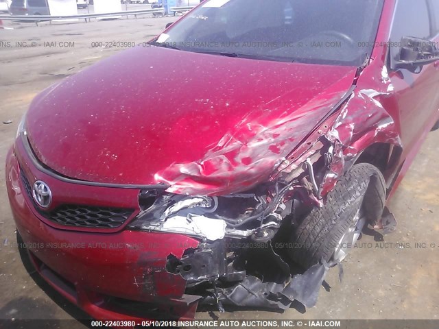 4T1BF1FK2EU772629 - 2014 TOYOTA CAMRY L/SE/LE/XLE 红色 照片 6