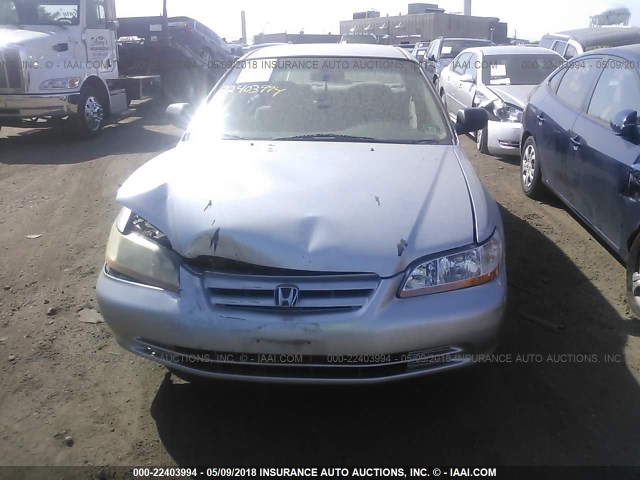 1HGCF86631A047901 - 2001 HONDA ACCORD VALUE SILVER photo 6