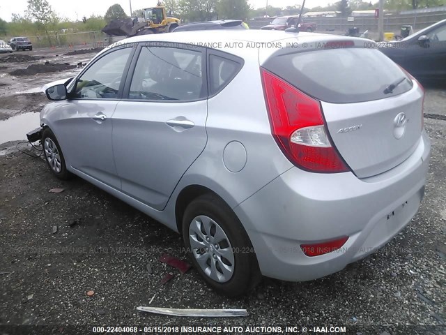 KMHCT5AE1GU279775 - 2016 HYUNDAI ACCENT SE GRAY photo 3