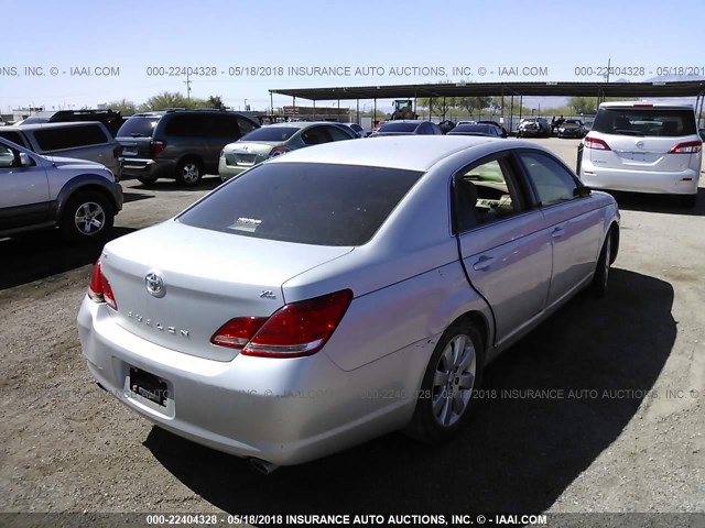 4T1BK36B16U087210 - 2006 TOYOTA AVALON XL/XLS/TOURING/LIMITED SILVER photo 4