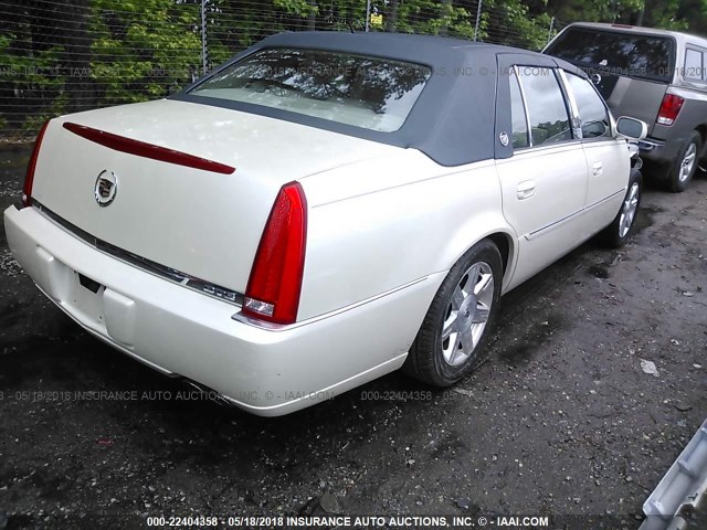 1G6KD57Y98U107352 - 2008 CADILLAC DTS WHITE photo 4