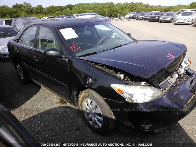 4T1BE32K05U025650 - 2005 TOYOTA CAMRY LE/XLE/SE შავი ფოტო 1