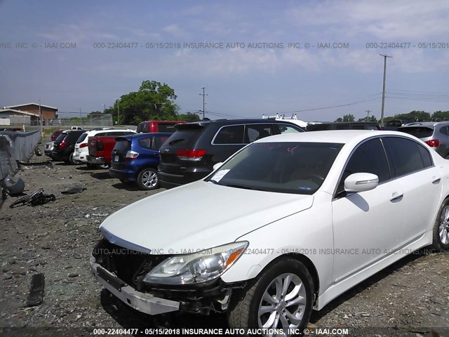 KMHGC4DD4DU208886 - 2013 HYUNDAI GENESIS 3.8L WHITE photo 2