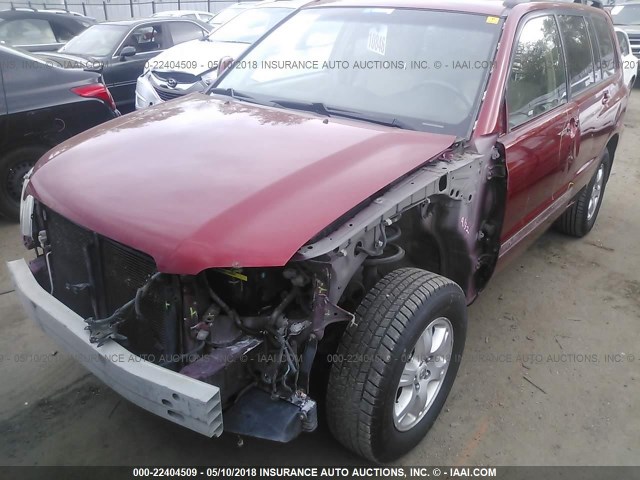 JTEHF21A820074706 - 2002 TOYOTA HIGHLANDER LIMITED RED photo 2