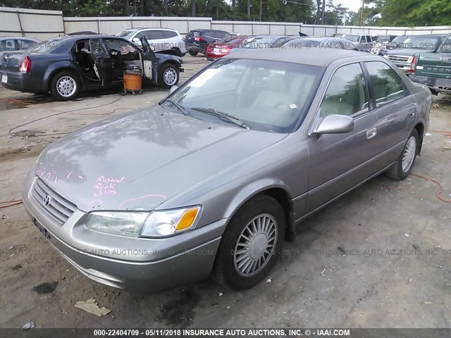 4T1BG22K6XU610353 - 1999 TOYOTA CAMRY CE/LE/XLE TAN photo 2