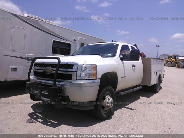 1GC5KZCG5BZ391299 - 2011 CHEVROLET K3500 SILVERADO K3500 WHITE photo 2