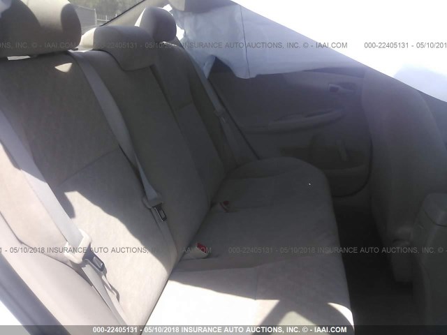 JTDBL40E699090556 - 2009 TOYOTA COROLLA LE/XLE WHITE photo 8