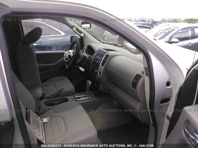 1N6BD0CT1FN752432 - 2015 NISSAN FRONTIER S/SV SILVER photo 5