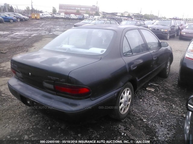 1Y1SK5382RZ062392 - 1994 GEO PRIZM LSI BLACK photo 4