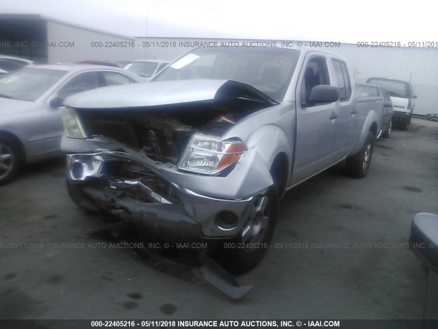 1N6AD09UX8C438482 - 2008 NISSAN FRONTIER CREW CAB LE/SE/OFF ROAD SILVER photo 2