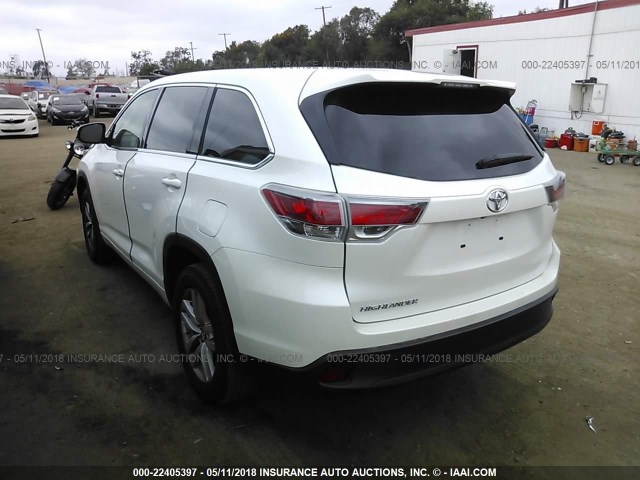 5TDZARFH7GS019822 - 2016 TOYOTA HIGHLANDER LE WHITE photo 3