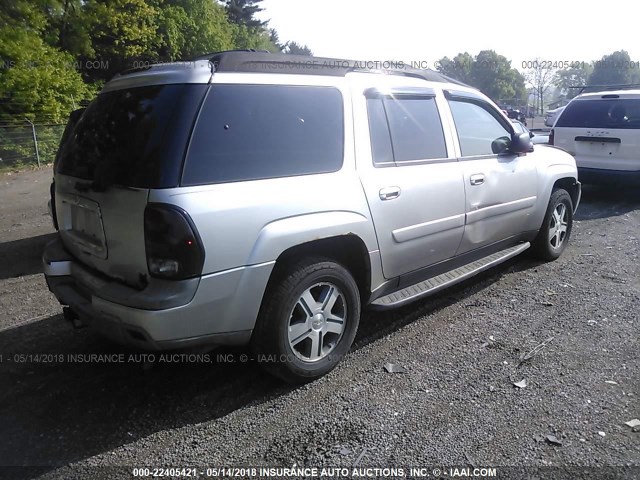 1GNET16M656206285 - 2005 CHEVROLET TRAILBLAZER EXT LS/EXT LT SILVER photo 4