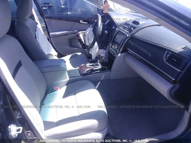 4T4BF1FK0CR219013 - 2012 TOYOTA CAMRY SE/LE/XLE GREEN photo 5