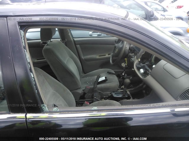 4T1BE32KX2U011105 - 2002 TOYOTA CAMRY LE/XLE/SE 黑色 照片 6