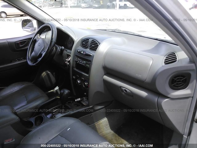 KM8SC83DX1U006908 - 2001 HYUNDAI SANTA FE GLS/LX SILVER photo 5