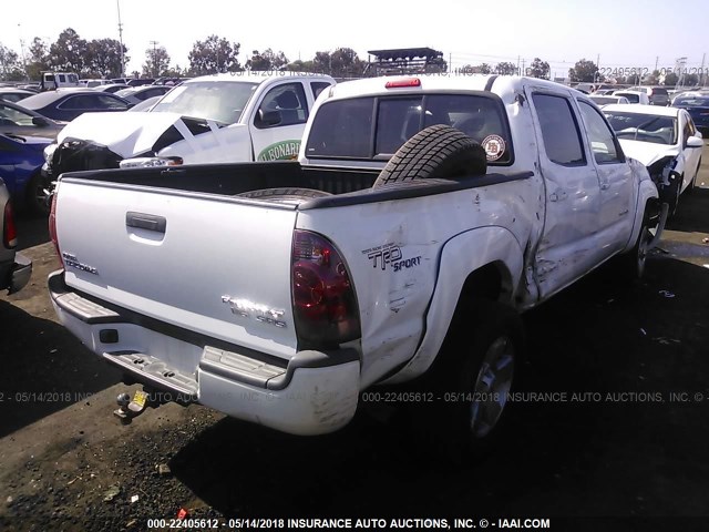 5TEJU62N96Z169396 - 2006 TOYOTA TACOMA DOUBLE CAB PRERUNNER WHITE photo 4