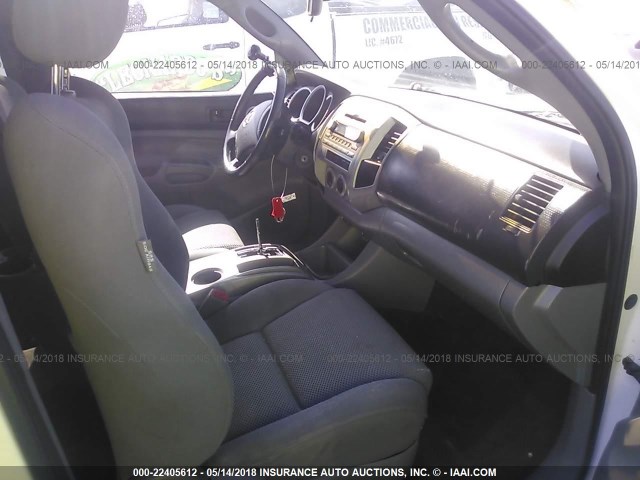 5TEJU62N96Z169396 - 2006 TOYOTA TACOMA DOUBLE CAB PRERUNNER WHITE photo 5