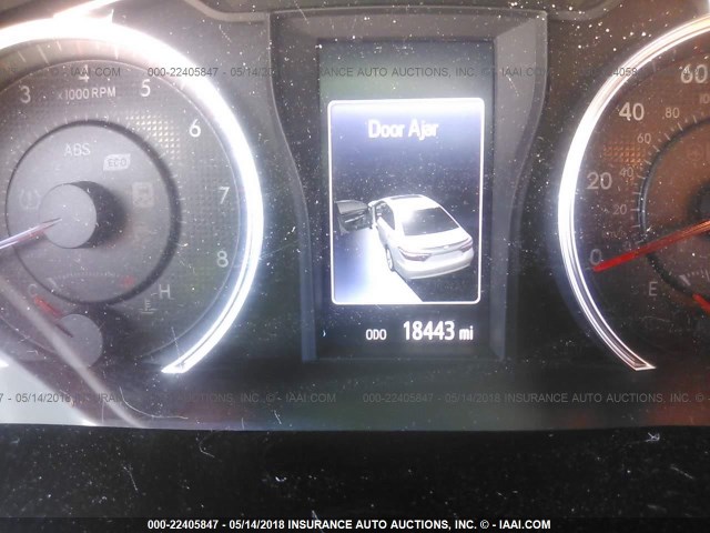 4T1BF1FK0HU366837 - 2017 TOYOTA CAMRY LE/XLE/SE/XSE 黑色 照片 7