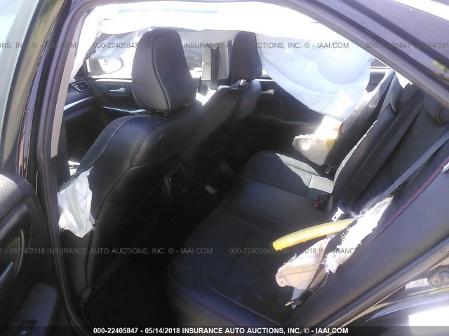 4T1BF1FK0HU366837 - 2017 TOYOTA CAMRY LE/XLE/SE/XSE 黑色 照片 8