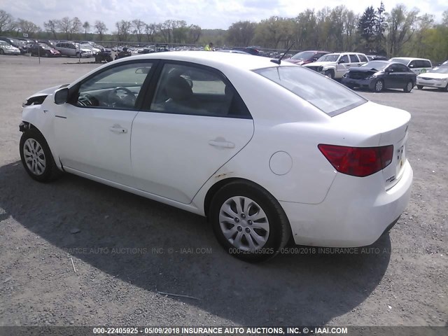 KNAFT4A2XA5858148 - 2010 KIA FORTE LX WHITE photo 3