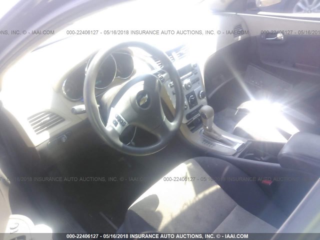 1G1ZB5E14BF271877 - 2011 CHEVROLET MALIBU LS ვერცხლისფერი ფოტო 5