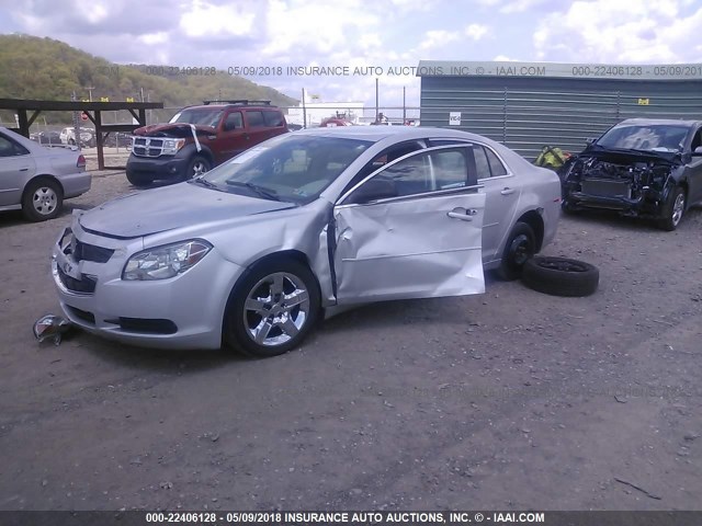 1G1ZA5E07CF399221 - 2012 CHEVROLET MALIBU LS 银色 照片 2