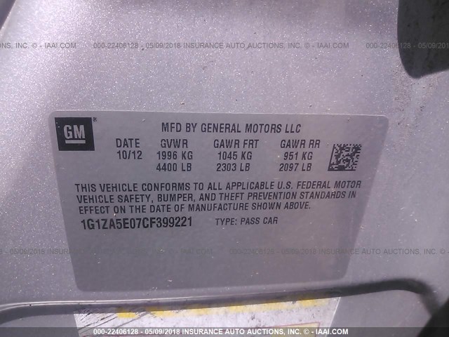 1G1ZA5E07CF399221 - 2012 CHEVROLET MALIBU LS 银色 照片 9