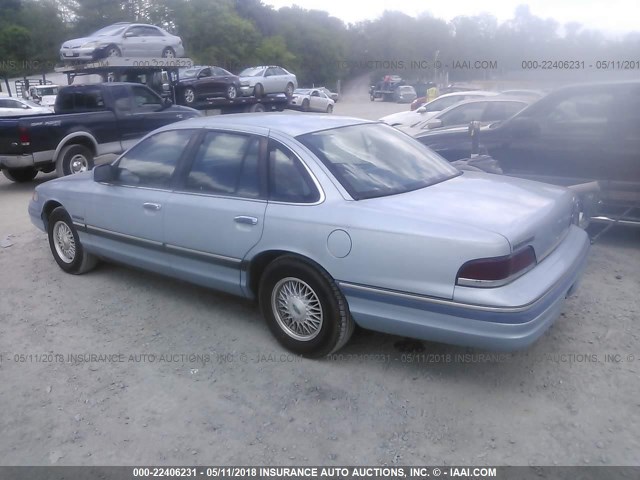 2FALP74W9NX250030 - 1992 FORD CROWN VICTORIA LX BLUE photo 3