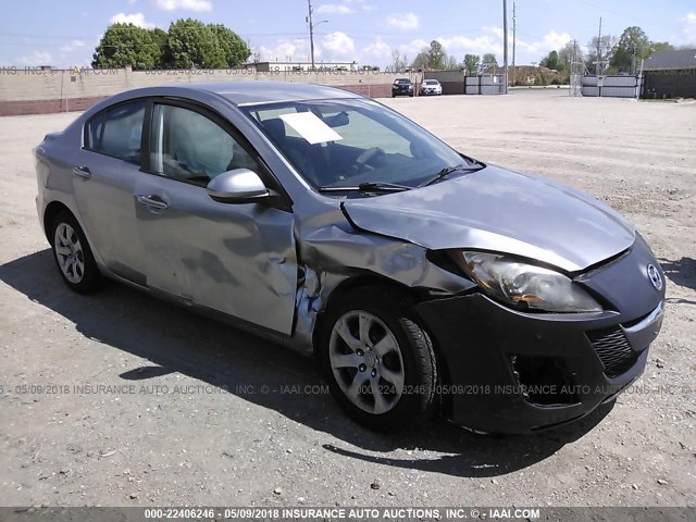 JM1BL1SF7A1110966 - 2010 MAZDA 3 I GRAY photo 1