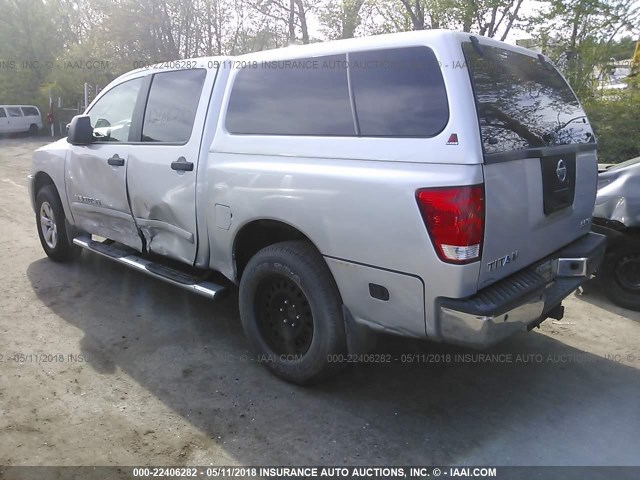 1N6AA0EC6AN303886 - 2010 NISSAN TITAN XE/SE/LE/PRO-4X SILVER photo 3