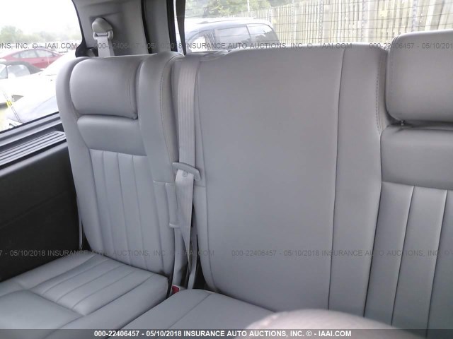 5LMFU28R04LJ09214 - 2004 LINCOLN NAVIGATOR 白色 照片 8