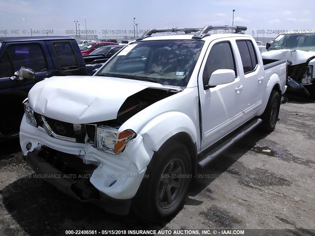 1N6AD07U97C465819 - 2007 NISSAN FRONTIER CREW CAB LE/SE/OFF ROAD WHITE photo 2