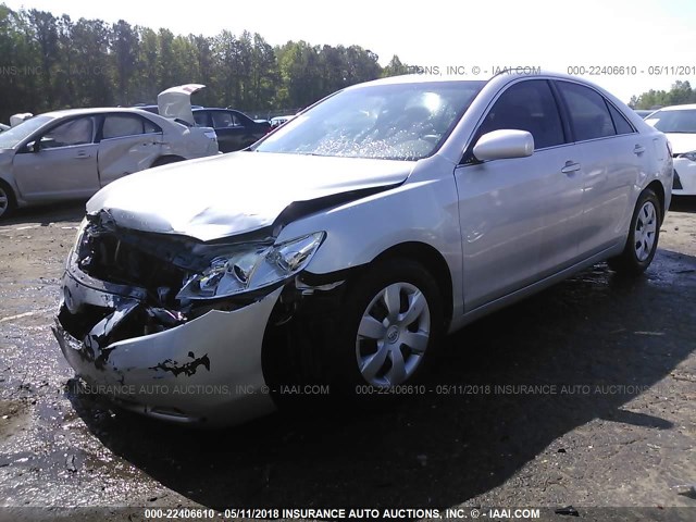 4T1BK46K39U082715 - 2009 TOYOTA CAMRY SE/LE/XLE SILVER photo 2