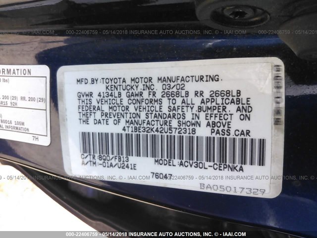 4T1BE32K42U572318 - 2002 TOYOTA CAMRY LE/XLE/SE ლურჯი ფოტო 9