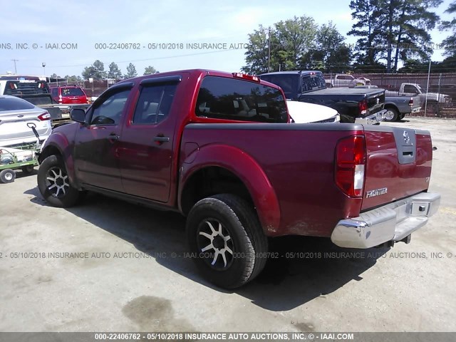 1N6AD0ER1BC421207 - 2011 NISSAN FRONTIER S/SV/SL/PRO-4X MAROON photo 3