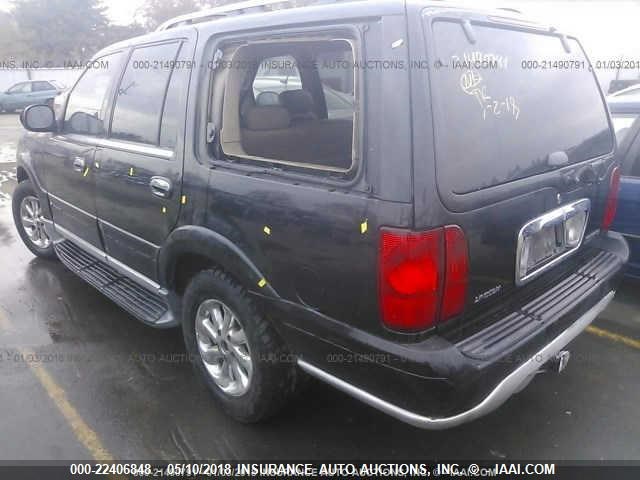 5LMRU27A2YLJ00707 - 2000 LINCOLN NAVIGATOR BLACK photo 3