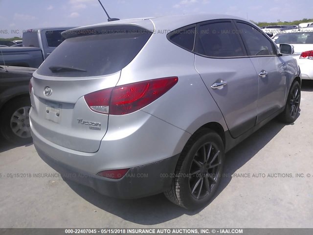 KM8JU3AC7DU666298 - 2013 HYUNDAI TUCSON GLS/LIMITED SILVER photo 4