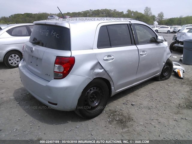 JTKKU10418J008886 - 2008 TOYOTA SCION XD SILVER photo 4