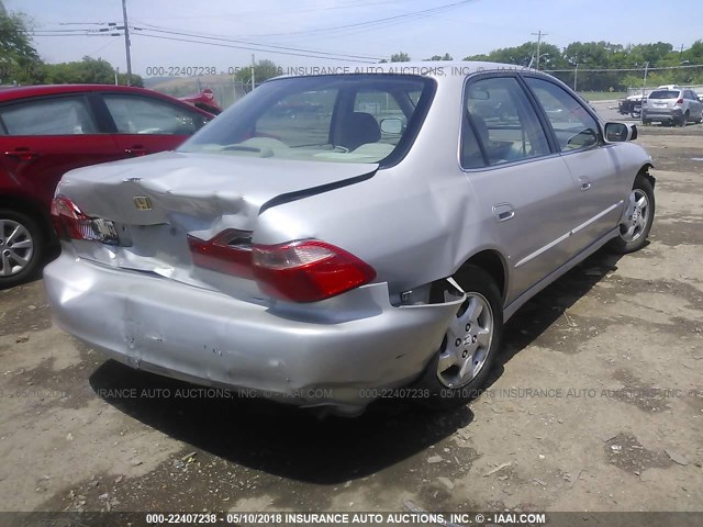 1HGCG565XWA090481 - 1998 HONDA ACCORD EX GOLD photo 4