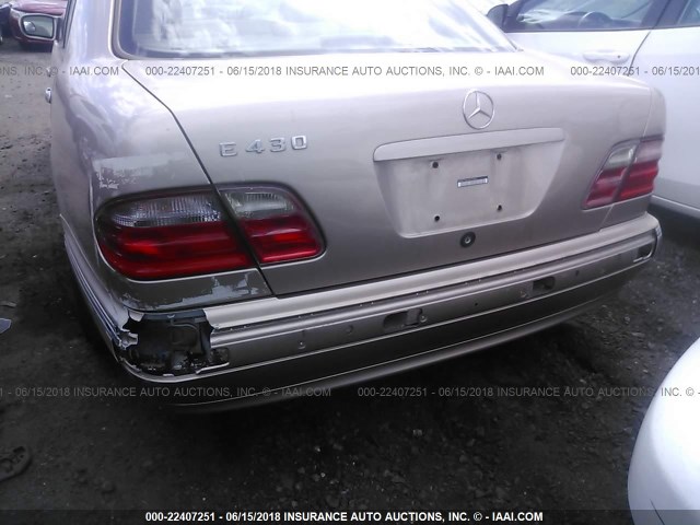 WDBJF70J61B323543 - 2001 MERCEDES-BENZ E 430 GOLD photo 6