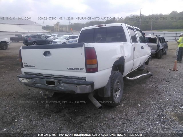 1GCHC23U51F150978 - 2001 CHEVROLET SILVERADO C2500 HEAVY DUTY WHITE photo 4