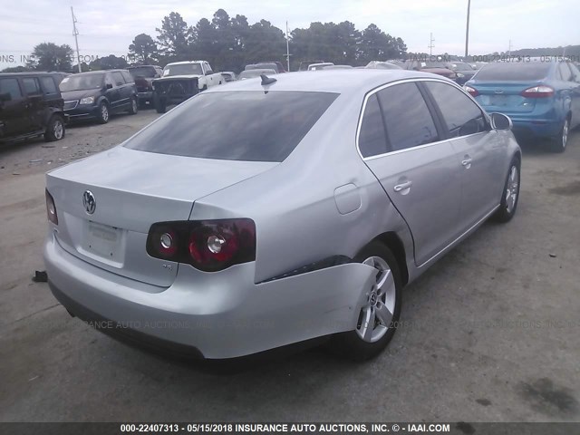 3VWRM71K58M103506 - 2008 VOLKSWAGEN JETTA SE/SEL SILVER photo 4