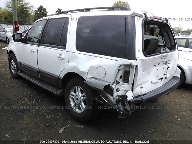 1FMPU16546LA07127 - 2006 FORD EXPEDITION XLT WHITE photo 3